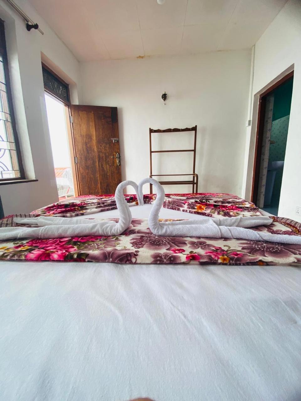 Farah Guest Inn Haputale Esterno foto